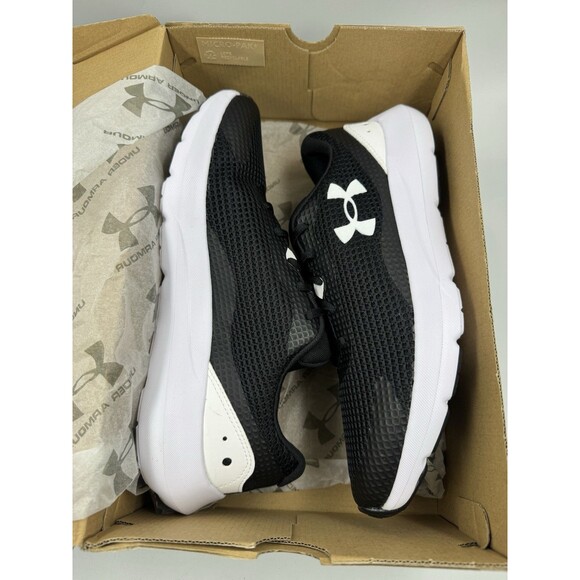UNDER ARMOUR MEN'S SURGE 3 RUNNING SHOE BLACK WHITE SIZE 11 - Picture 16 of 16